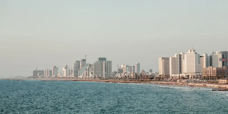 Two Cities, One Voice: How Tel Aviv Made Adi Ulmansky the Artist America Fell For
